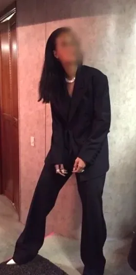 Aina, 23 años