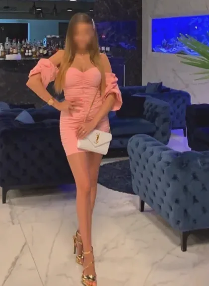 Ruth, 25 años